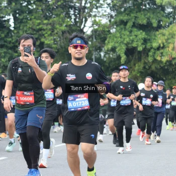 Runner Photo 3856729