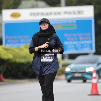 Runner Photo 3856763