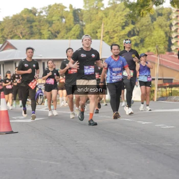 Runner Photo 3856838