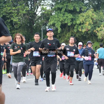 Runner Photo 3856845