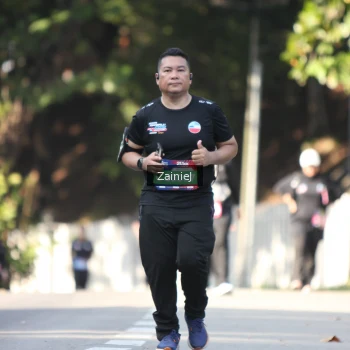 Runner Photo 3856846