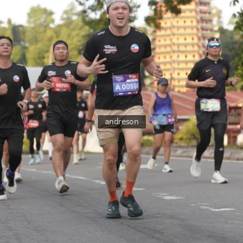 Runner Photo 3856940