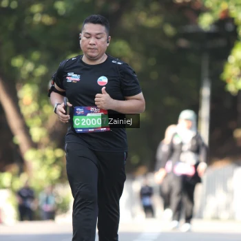Runner Photo 3856975