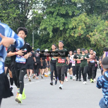 Runner Photo 3856976