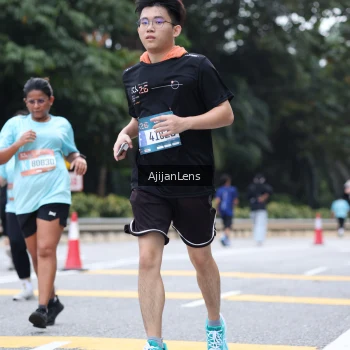 Runner Photo 3856995