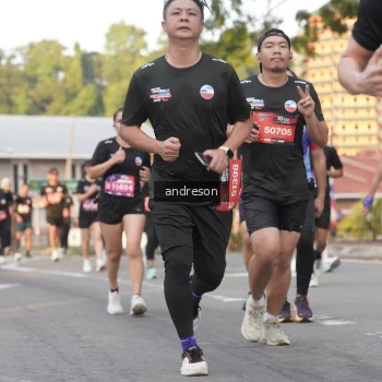 Runner Photo 3857005