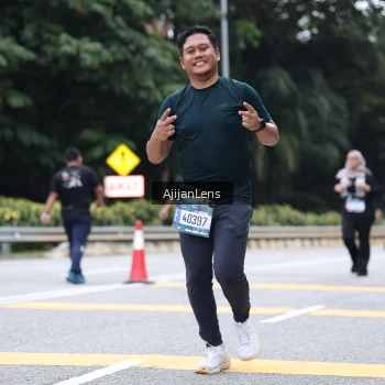 Runner Photo 3857016