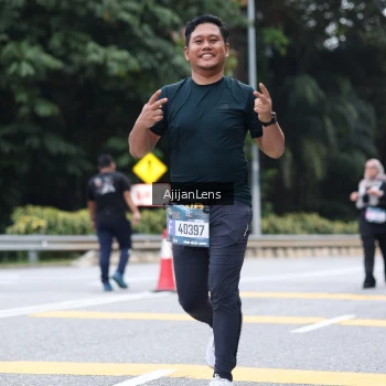 Runner Photo 3857043
