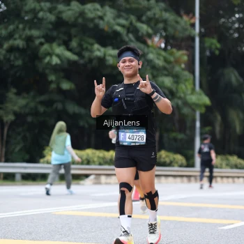 Runner Photo 3857066