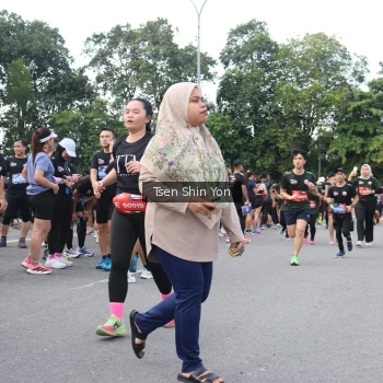 Runner Photo 3857072