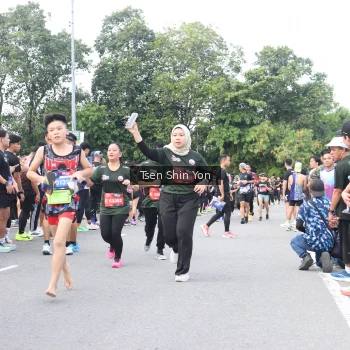 Runner Photo 3857162