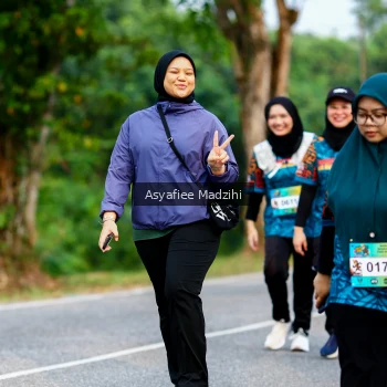 Runner Photo 3857165