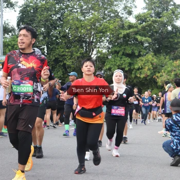 Runner Photo 3857175