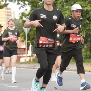 Runner Photo 3857294