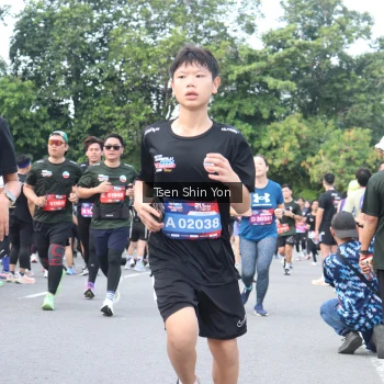 Runner Photo 3857311