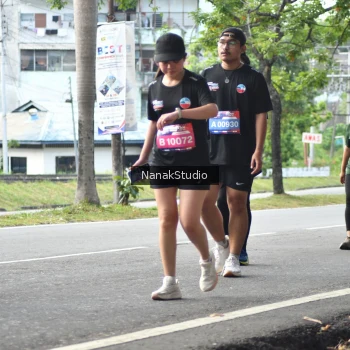 Runner Photo 3857340