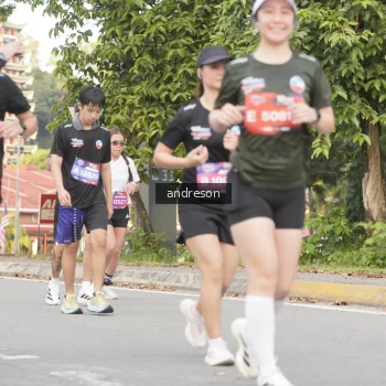 Runner Photo 3857390