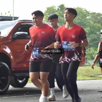 Runner Photo 3857418