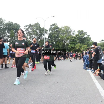 Runner Photo 3857429