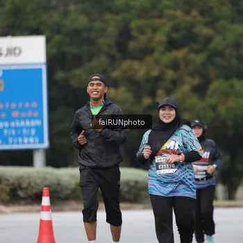 Runner Photo 3857434