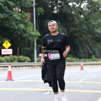Runner Photo 3857438