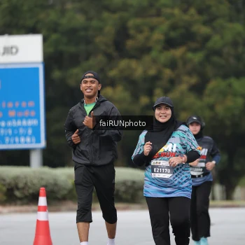 Runner Photo 3857465