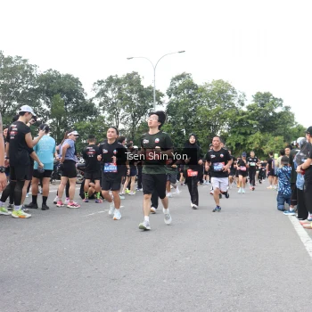 Runner Photo 3857481