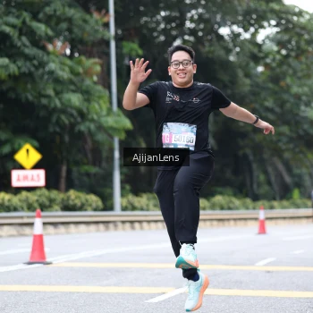 Runner Photo 3857494