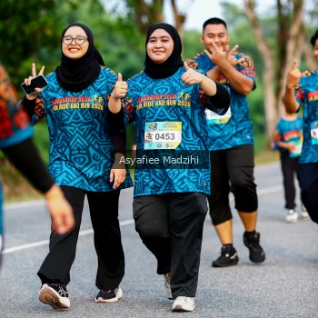 Runner Photo 3857497