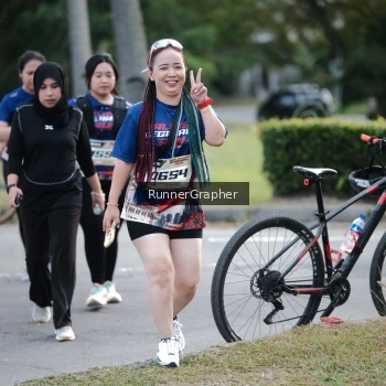 Runner Photo 3857504