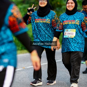 Runner Photo 3857513