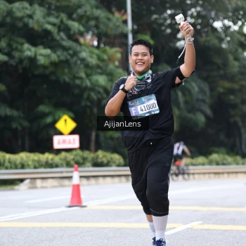 Runner Photo 3857582