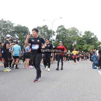 Runner Photo 3857586