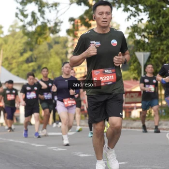Runner Photo 3857588