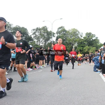 Runner Photo 3857589