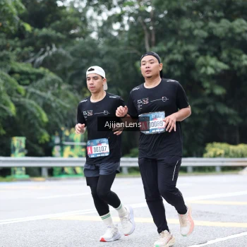 Runner Photo 3857623