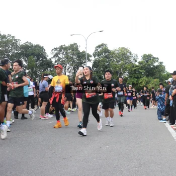 Runner Photo 3857648