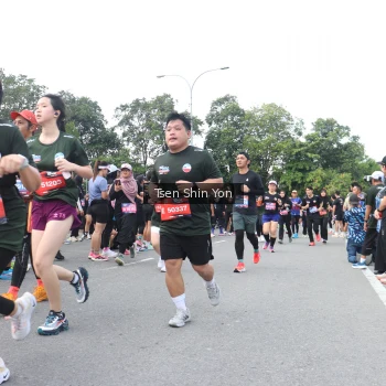 Runner Photo 3857670