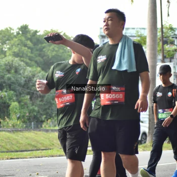 Runner Photo 3857675