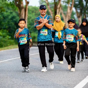 Runner Photo 3857682