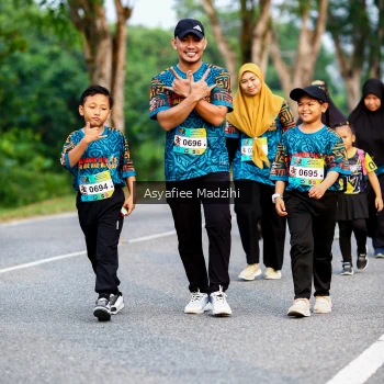 Runner Photo 3857688