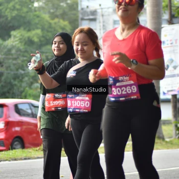 Runner Photo 3857690