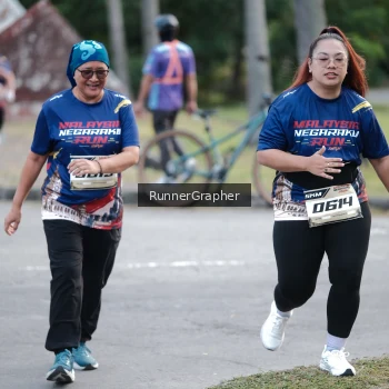 Runner Photo 3857739
