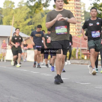 Runner Photo 3857746