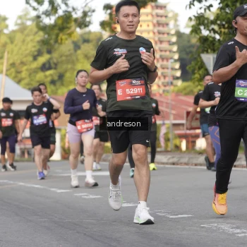Runner Photo 3857783