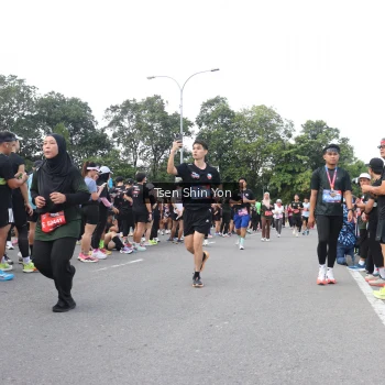 Runner Photo 3857784