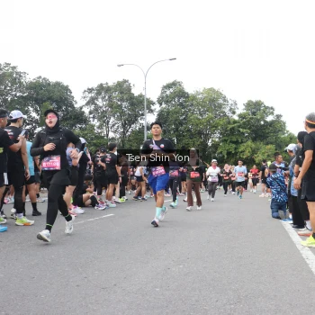 Runner Photo 3857805