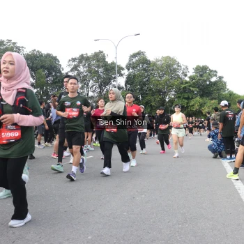 Runner Photo 3857860
