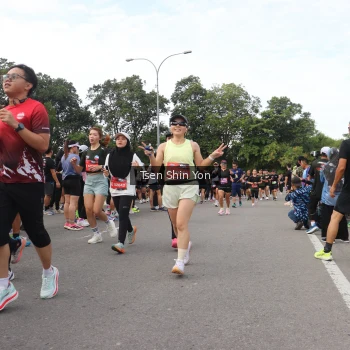 Runner Photo 3857865