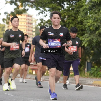 Runner Photo 3857871